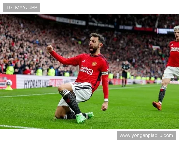 B费庆祝曼联300场出战成就午睡习惯或助高出勤率提升表现