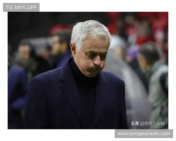 阿莫林盛赞曼联定位球教练称其为罗布森的穆里尼奥